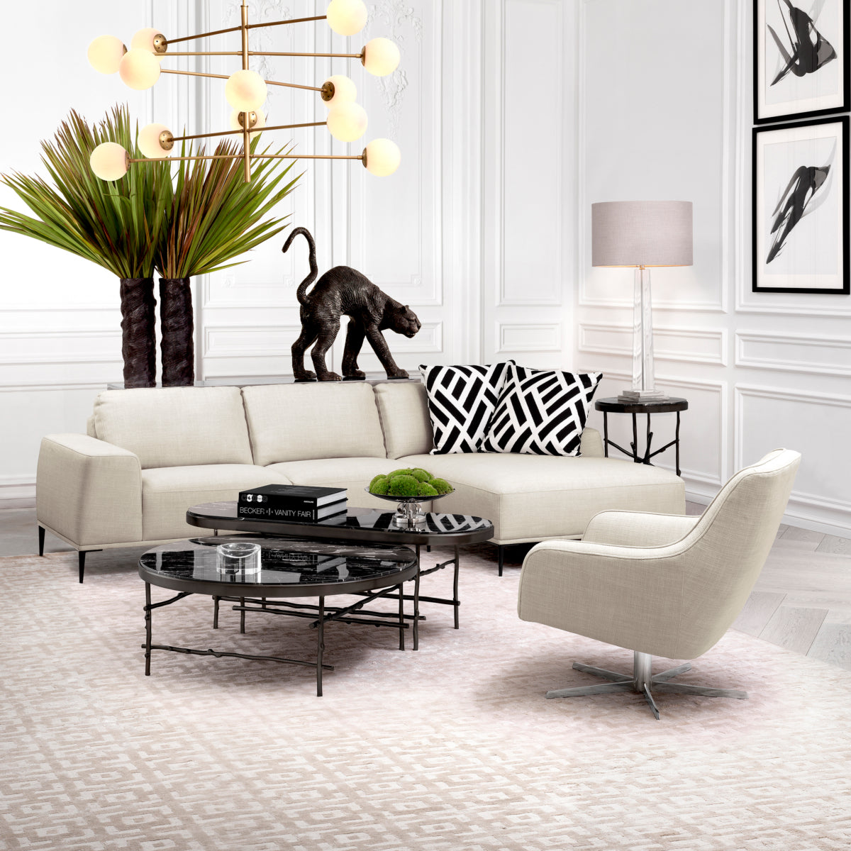 Montado bej rengi keten kumaşlı L koltuk köşe kanepe ile modern oturma alanı dekorasyonu.