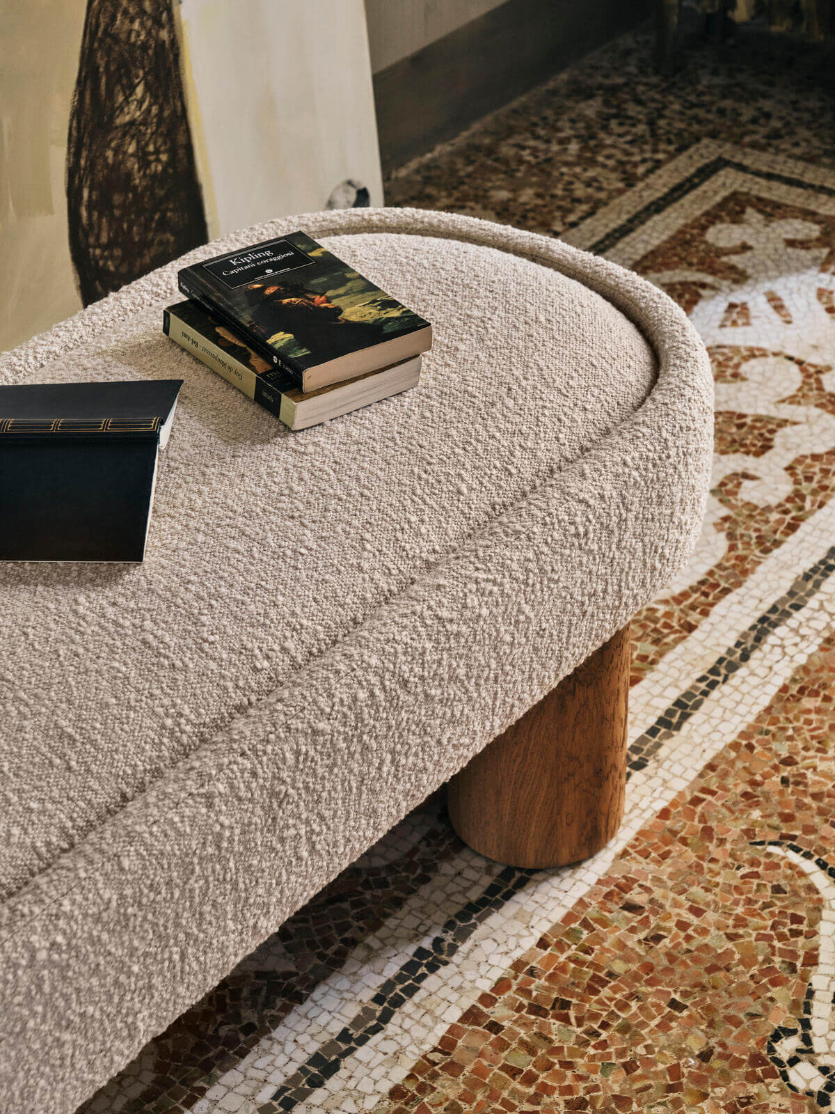 Ahşap Ayaklı Teddy Bukle Kumaşlı Bench