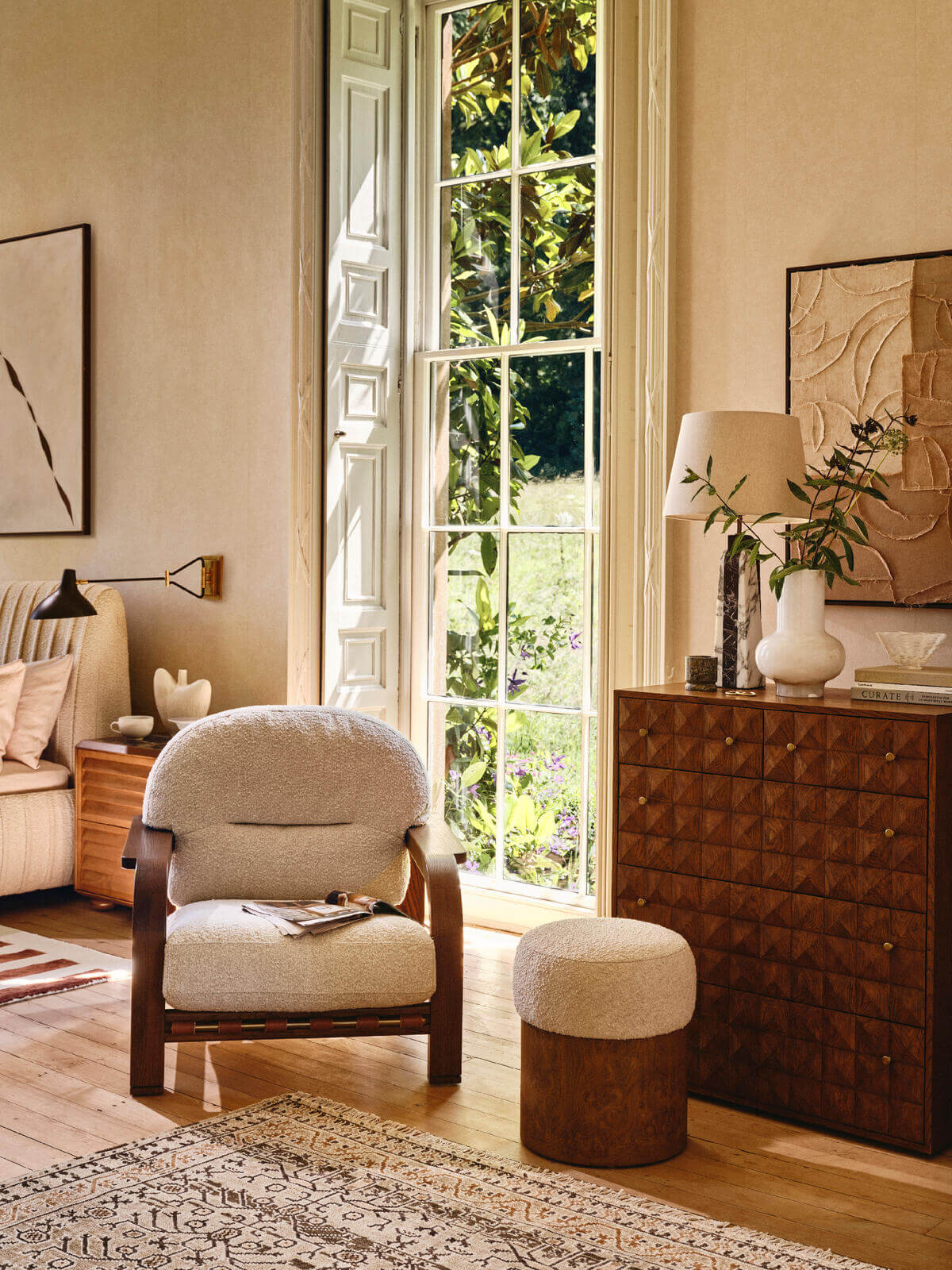 Kaplamalı Tabanlı Teddy Bukle Kumaşlı Yuvarlak Puf