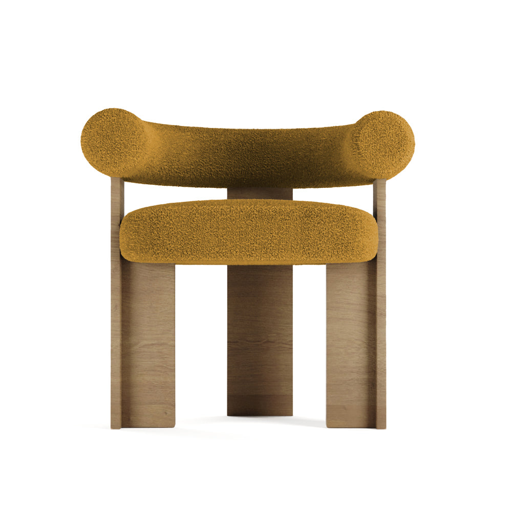 Ahşap meşe ayaklı, hardal rengi teddy kumaşlı, modern sandalye, 70x62x66 cm ölçülerinde.