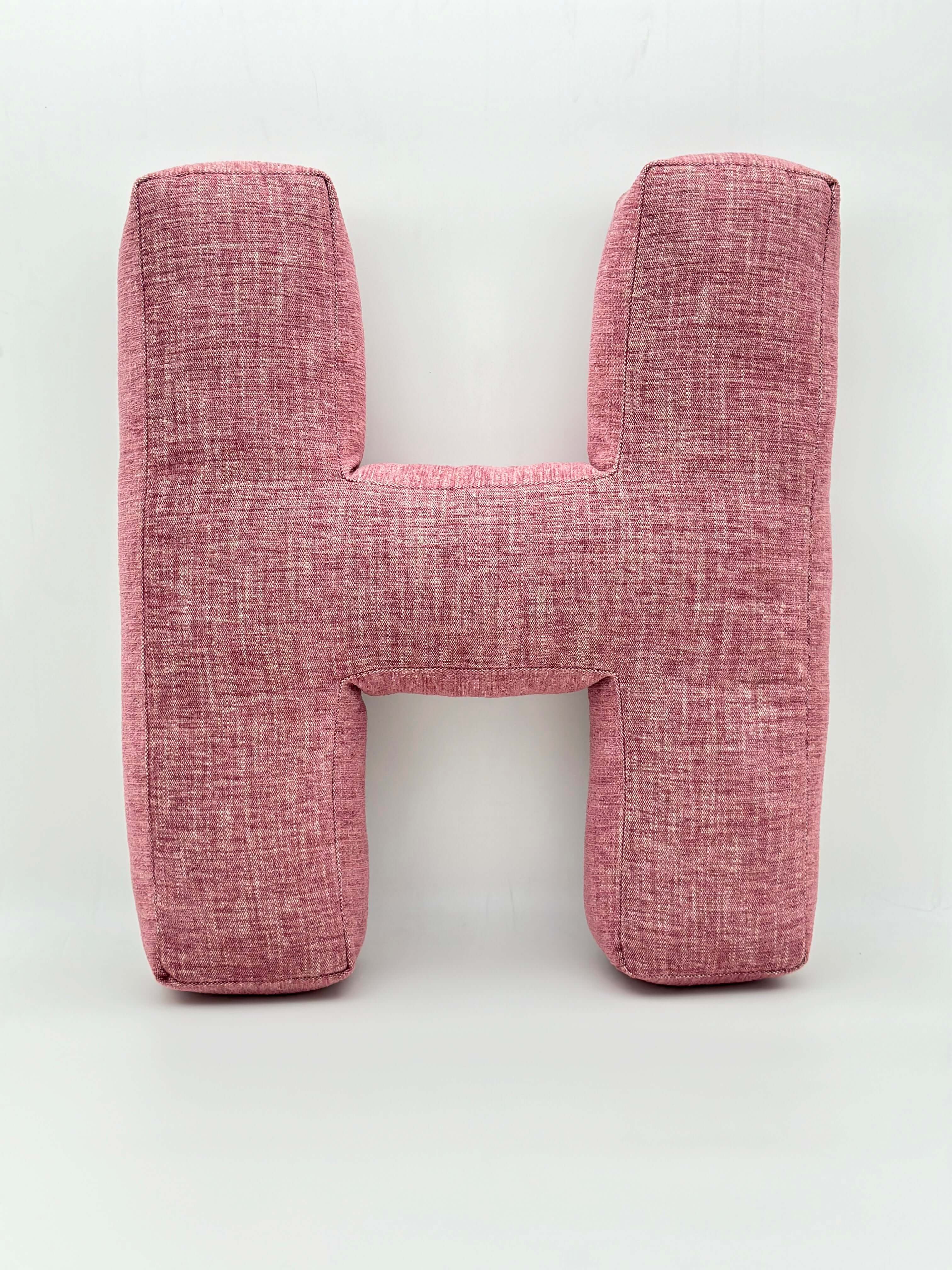 H HARFİ YASTIK AÇIK KIRMIZI KETEN KUMAŞLI KİŞİYE ÖZEL HEDİYE HARF KIRLENT