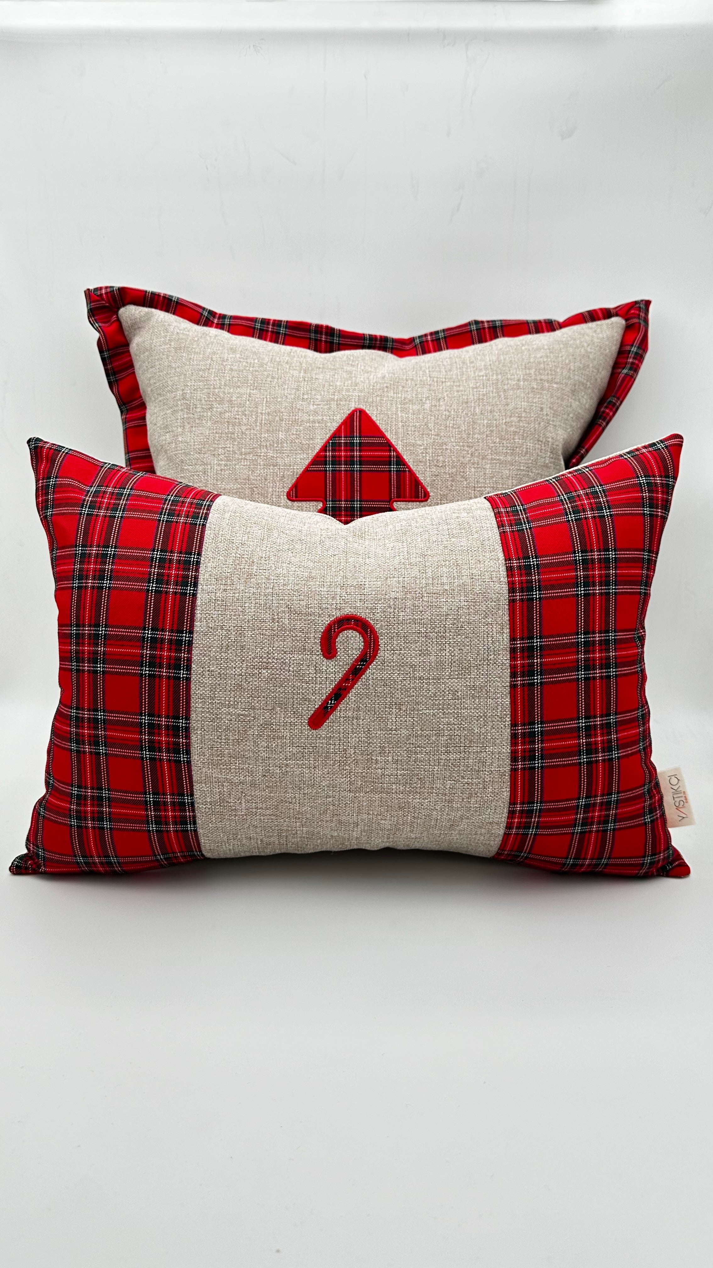 Kırmızı Ekose Baston Şeker Aplikeli Yılbaşı Konsepti Dikdörtgen Kırlent