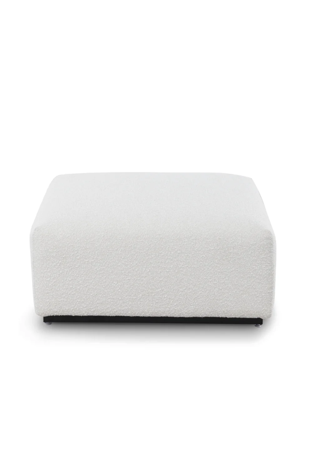 Kendal beyaz teddy kumaşlı kare puf, siyah ayaklarıyla modern dekor için ideal, ölçü: 75x75x45 cm.