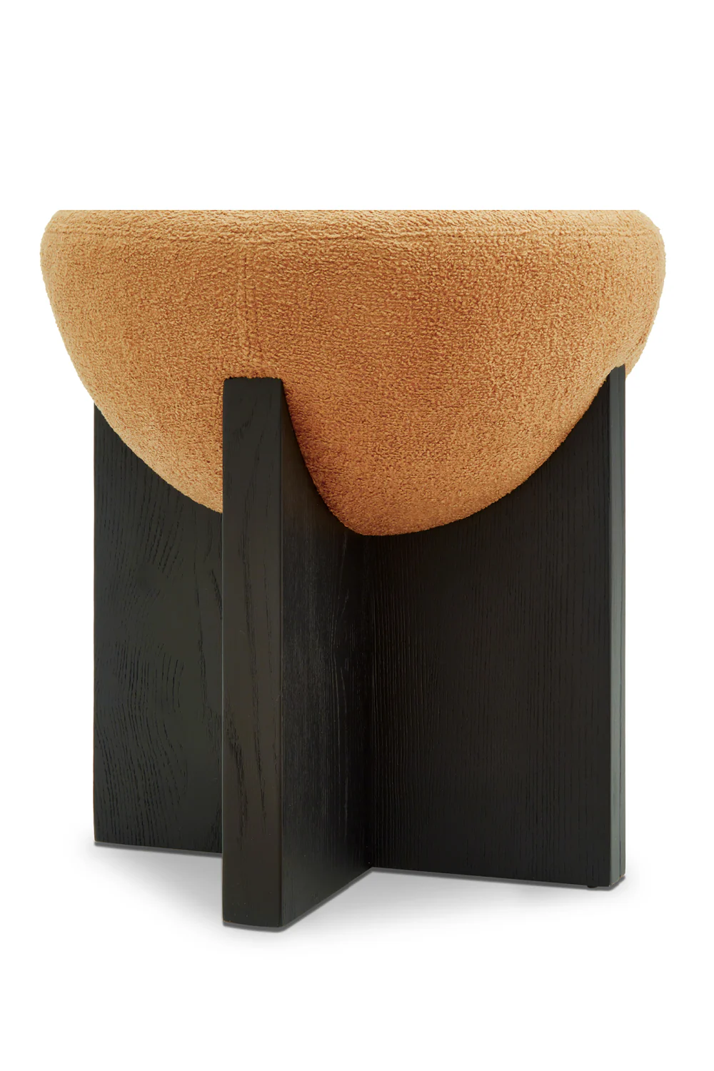 Liang turuncu teddy kumaşlı siyah ahşap ayaklı puf, 45x45x45 cm, 75000 martindir aşınma direnci.