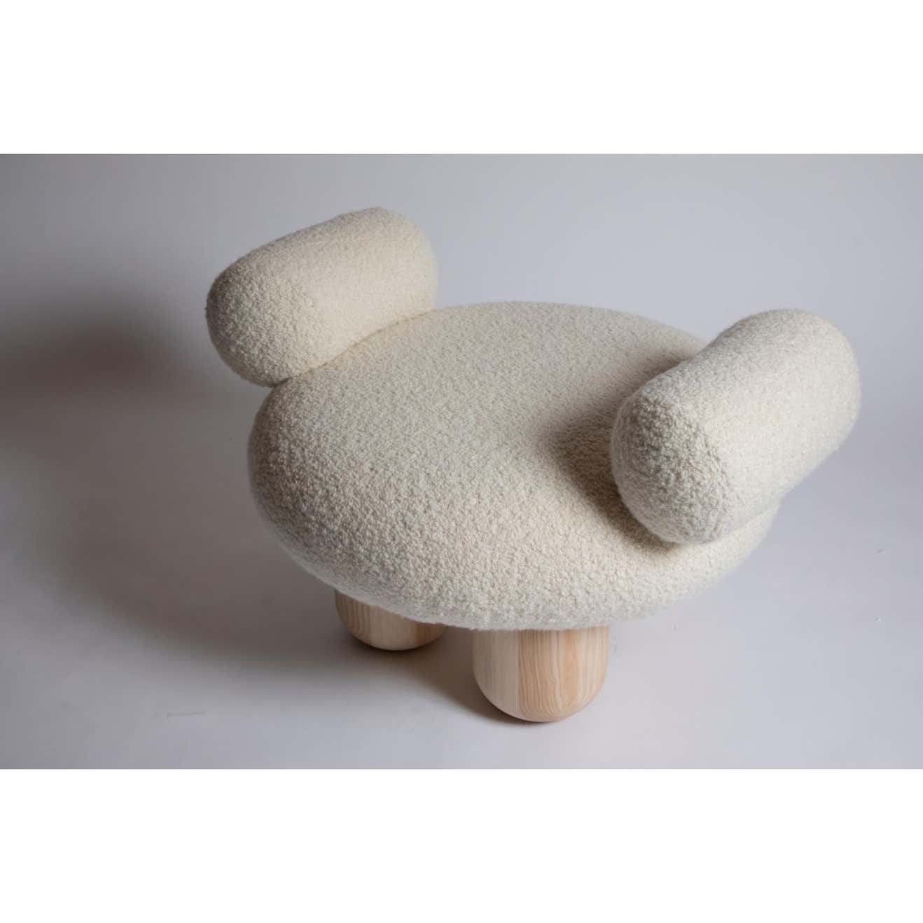 Kollu Teddy Bukle Kumaşlı Ahşap Huş Ayaklı Puf