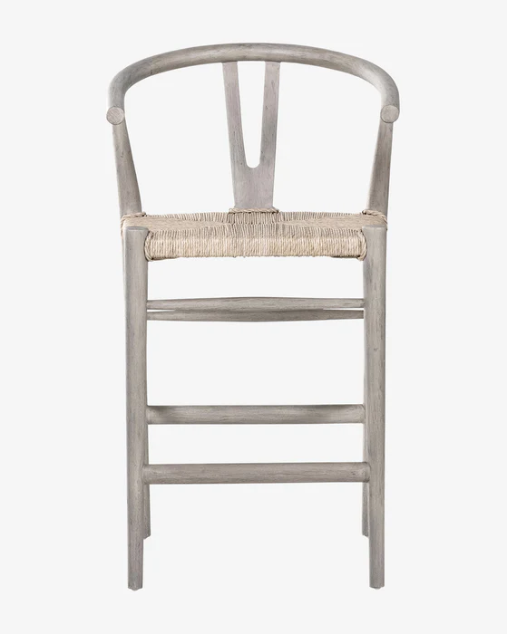 Wishbone natural cilalı masif ahşap bar sandalyesi, 106 cm yüksekliğinde, modern tasarım, konforlu oturum.