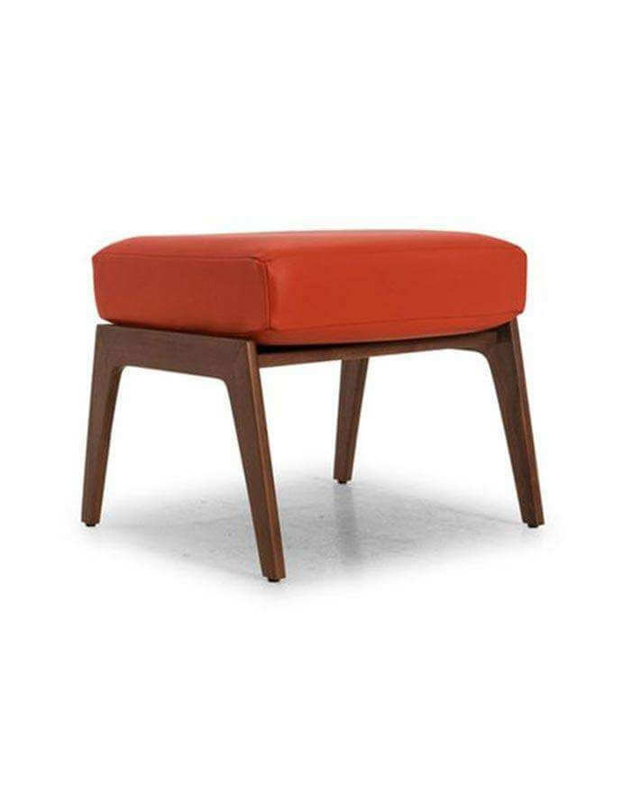 Kırmızı Suni Deri Masif Ahşap Ayaklı Puf - Pufcu