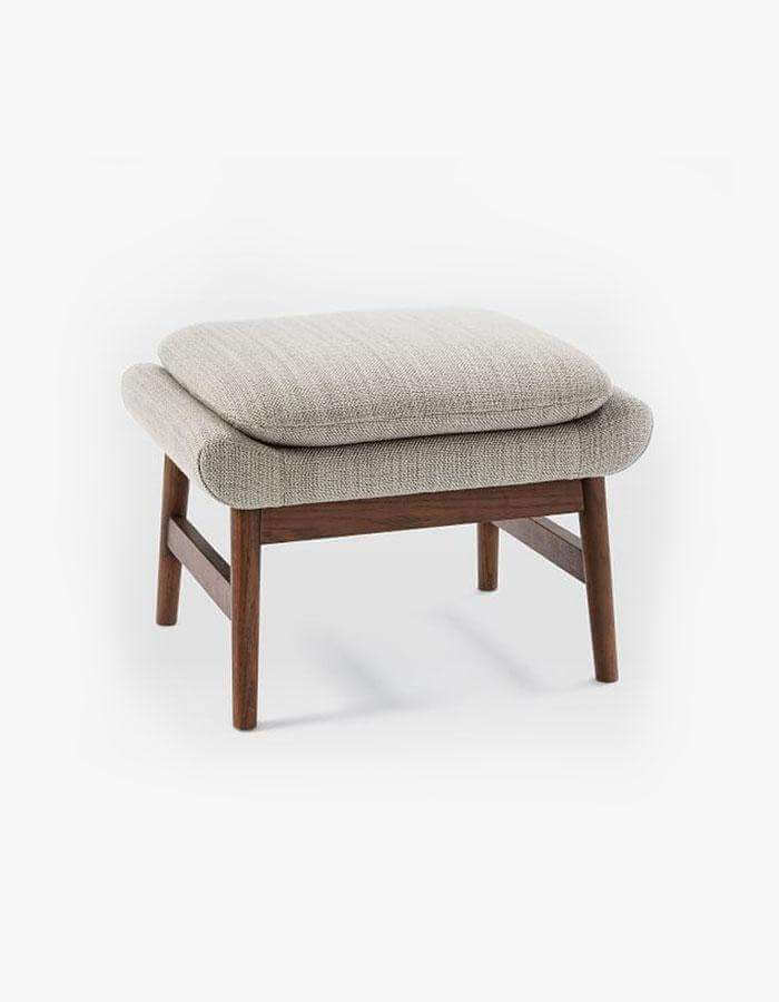 Krem Keten Kumaşlı Masif Ahşap Ayaklı Puf - Pufcu