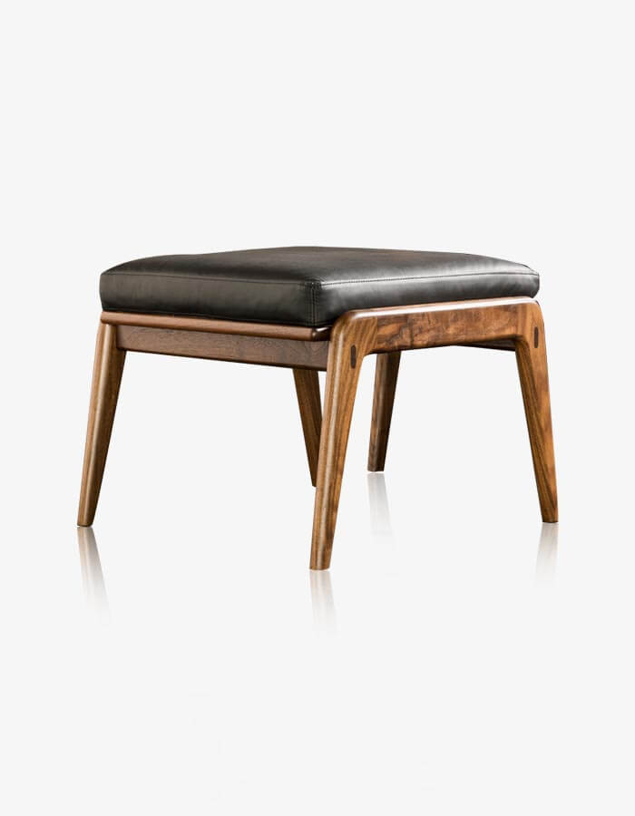 Siyah Rengi Suni Deri Ahşap Ayaklı Kare Puf