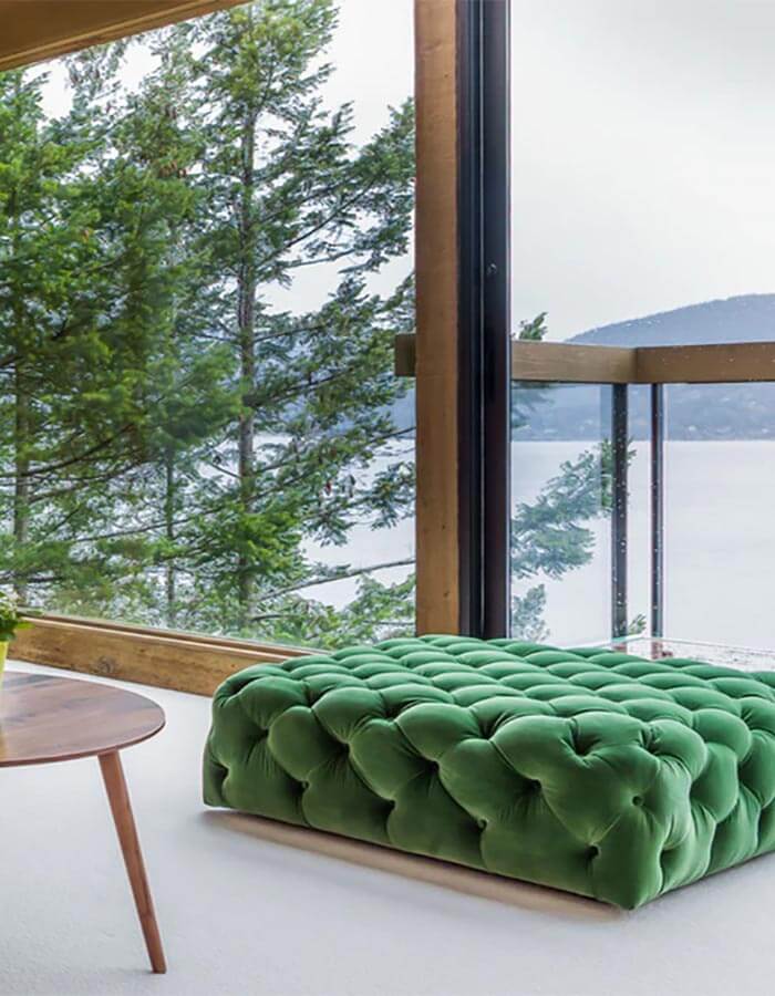 Yeşil Kadife Kumaşlı Kapitoneli Düğmeli Kare Puf