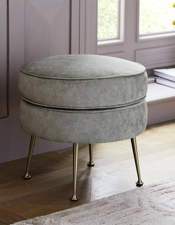 Gri Dokuma Kumaşlı Pirinç Rengi Ayaklı Yuvarlak Puf