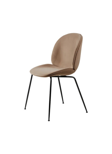 Beetle Karamel Rengi Kadife Kumaş Döşemeli Metal Ayaklı Sandalye, modern tasarım, şık görünüm.