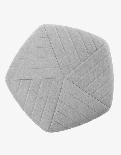 Açık Gri Rengi Dilim Dekoratif Dikişli Beşgen Kadife Puf